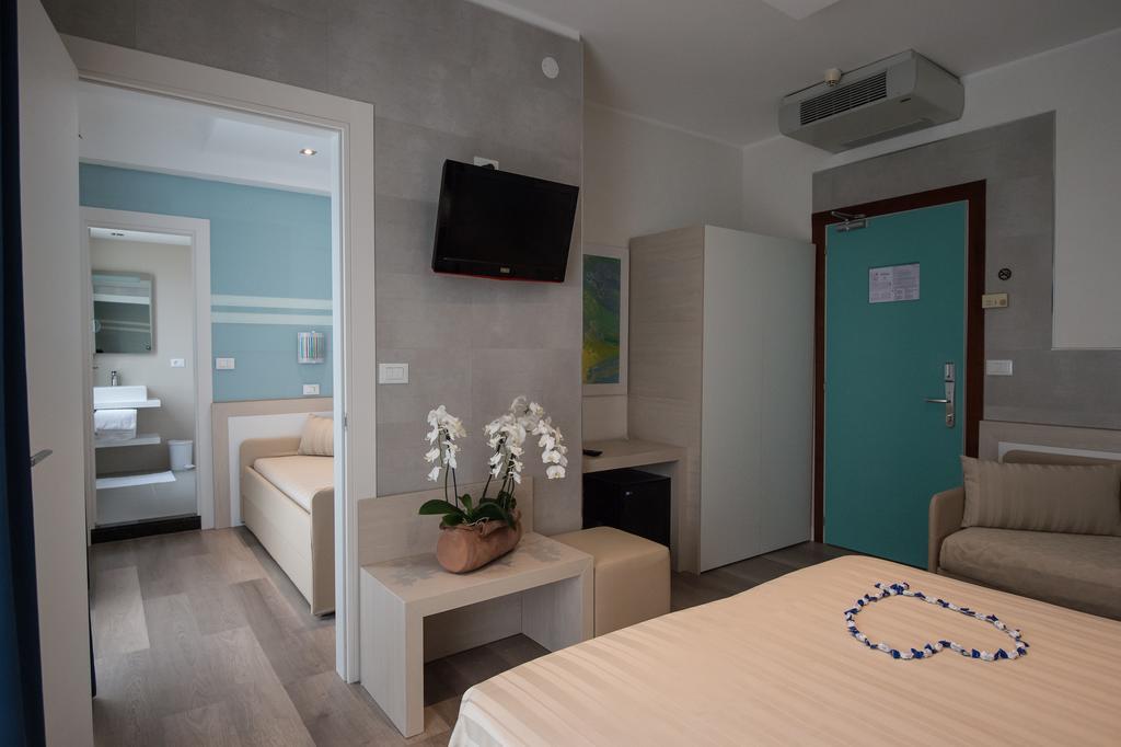 Hotel Colombo Lido di Jesolo Dış mekan fotoğraf