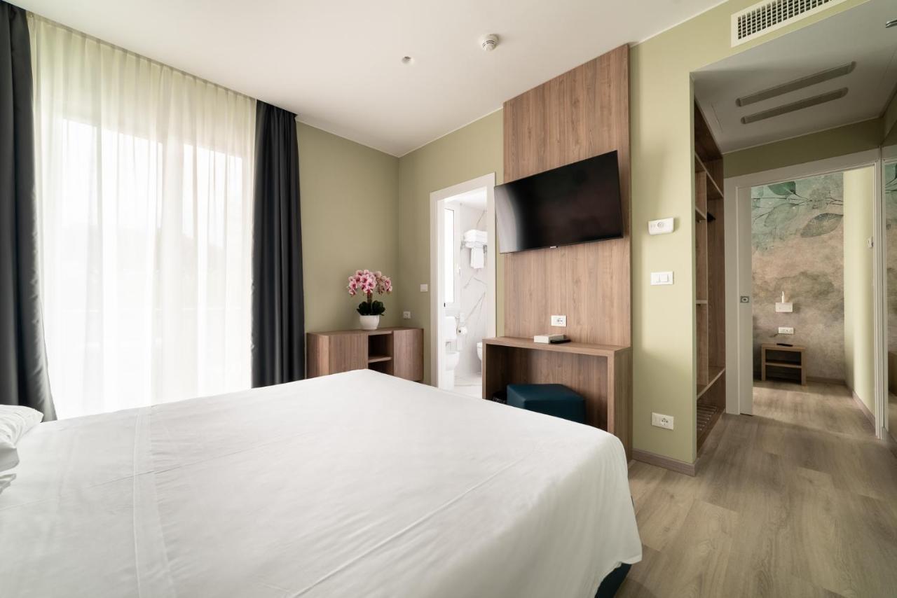 Hotel Colombo Lido di Jesolo Dış mekan fotoğraf