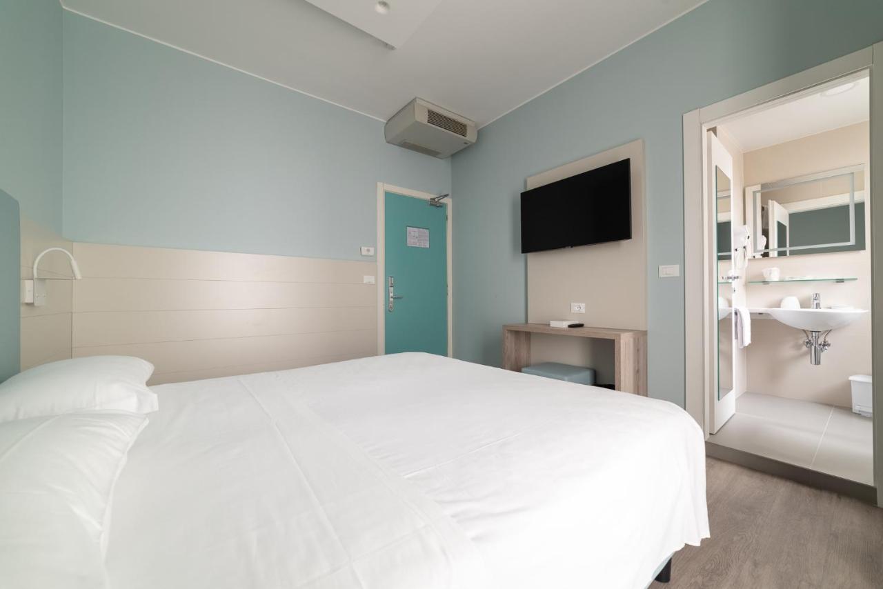 Hotel Colombo Lido di Jesolo Dış mekan fotoğraf