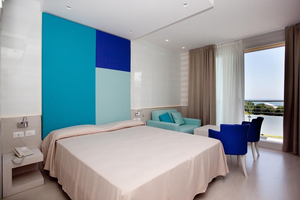 Hotel Colombo Lido di Jesolo Dış mekan fotoğraf
