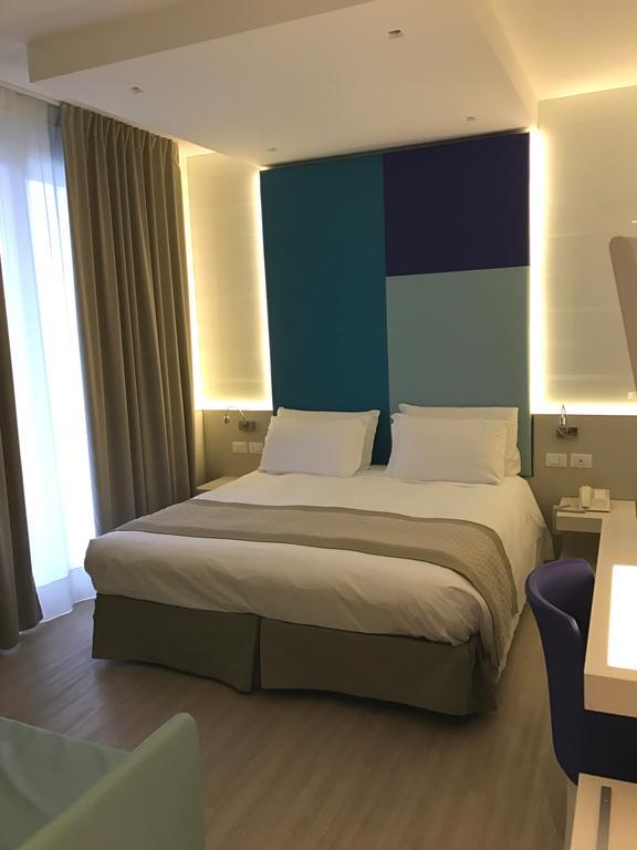 Hotel Colombo Lido di Jesolo Dış mekan fotoğraf