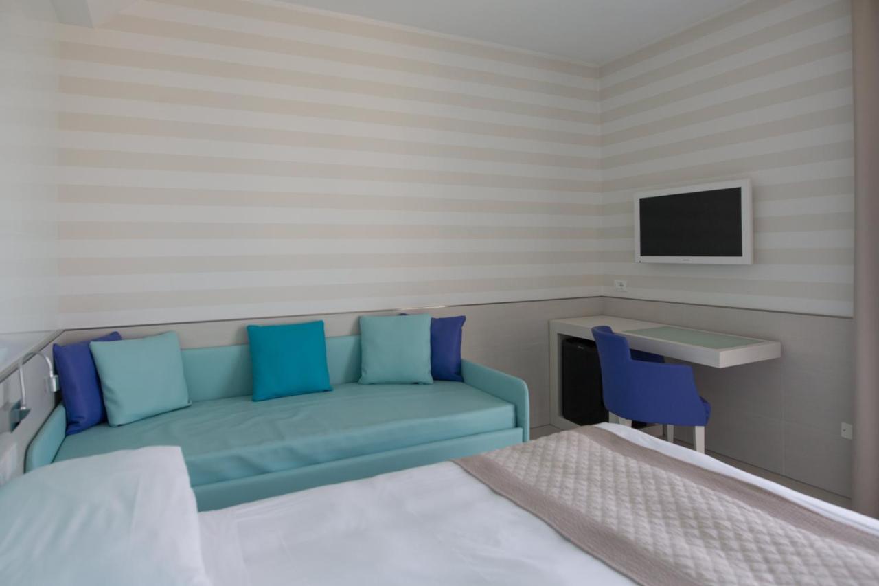 Hotel Colombo Lido di Jesolo Dış mekan fotoğraf