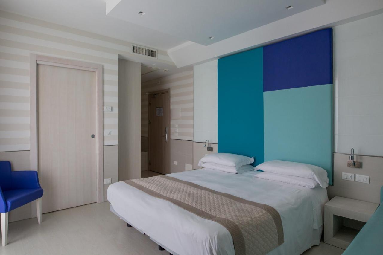 Hotel Colombo Lido di Jesolo Dış mekan fotoğraf