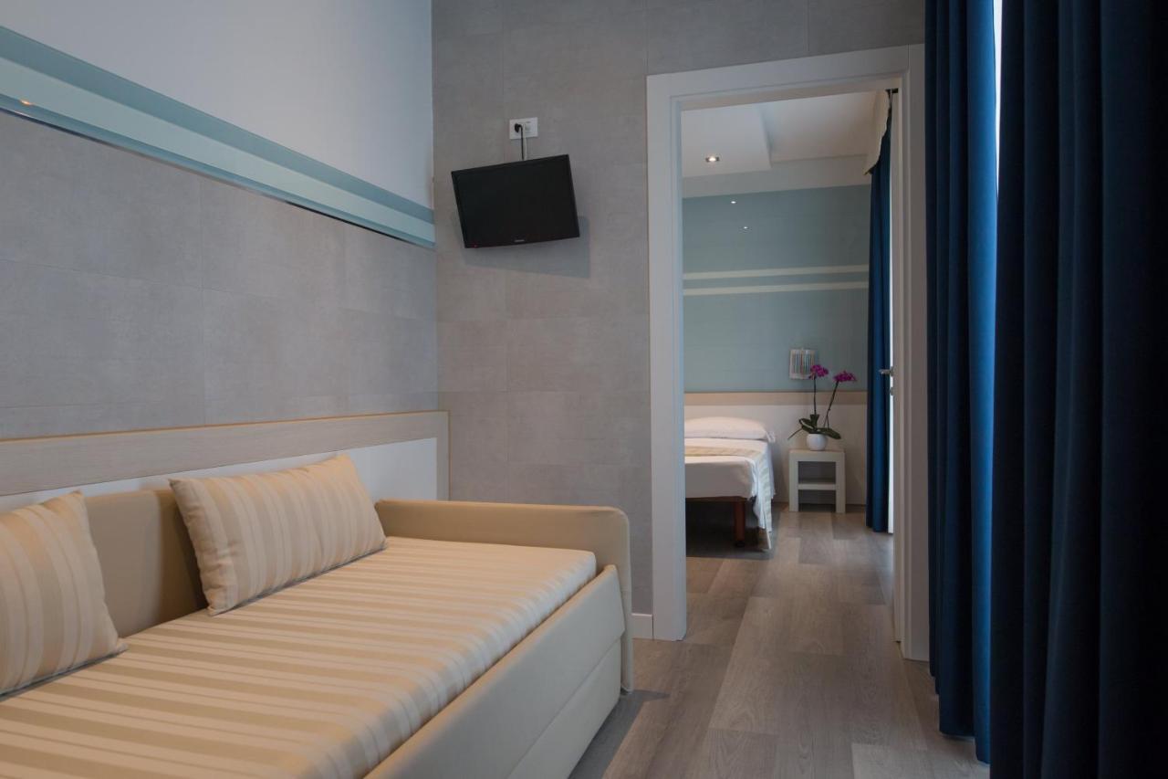 Hotel Colombo Lido di Jesolo Dış mekan fotoğraf